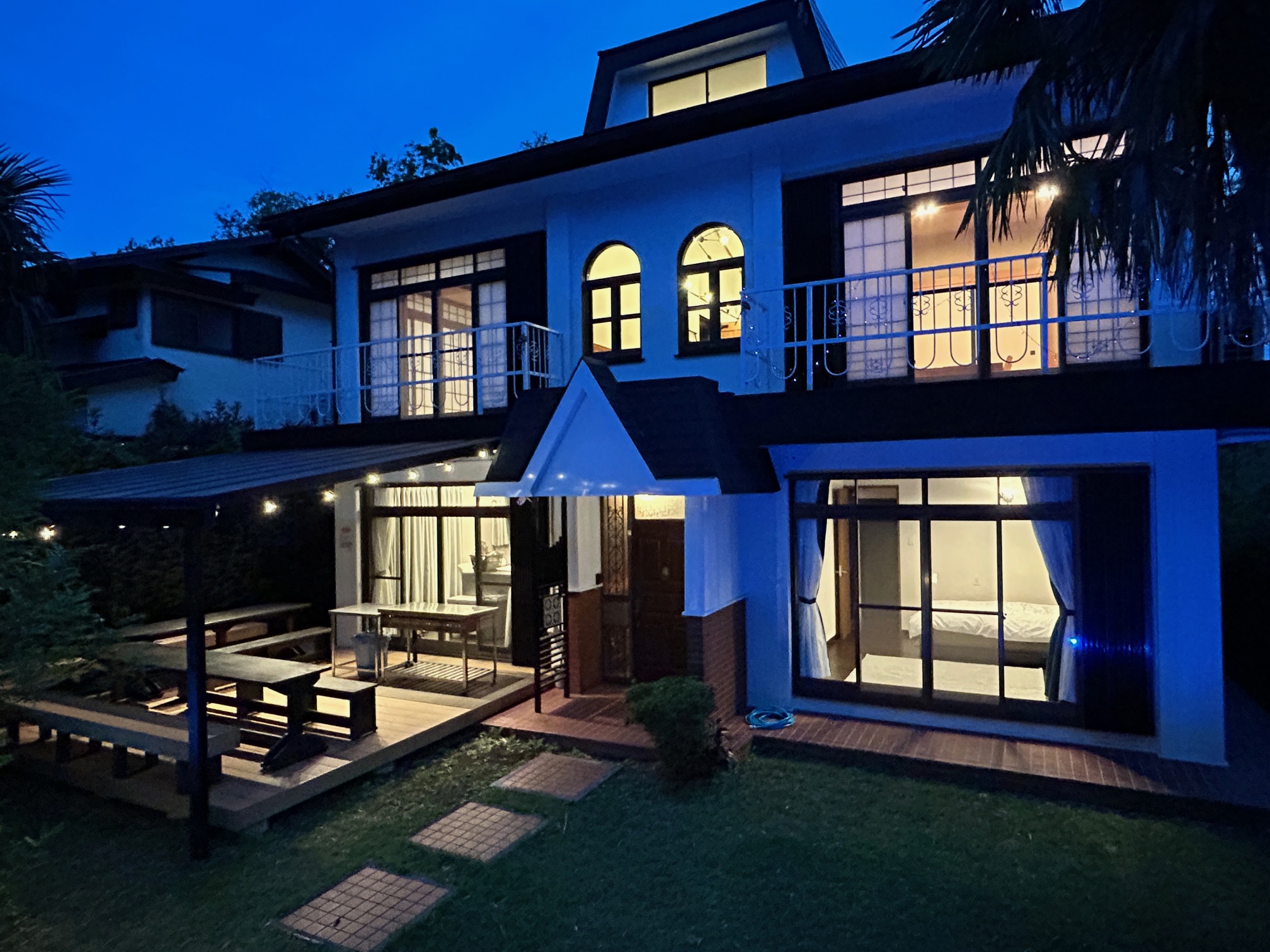 ファミーユ 一碧湖