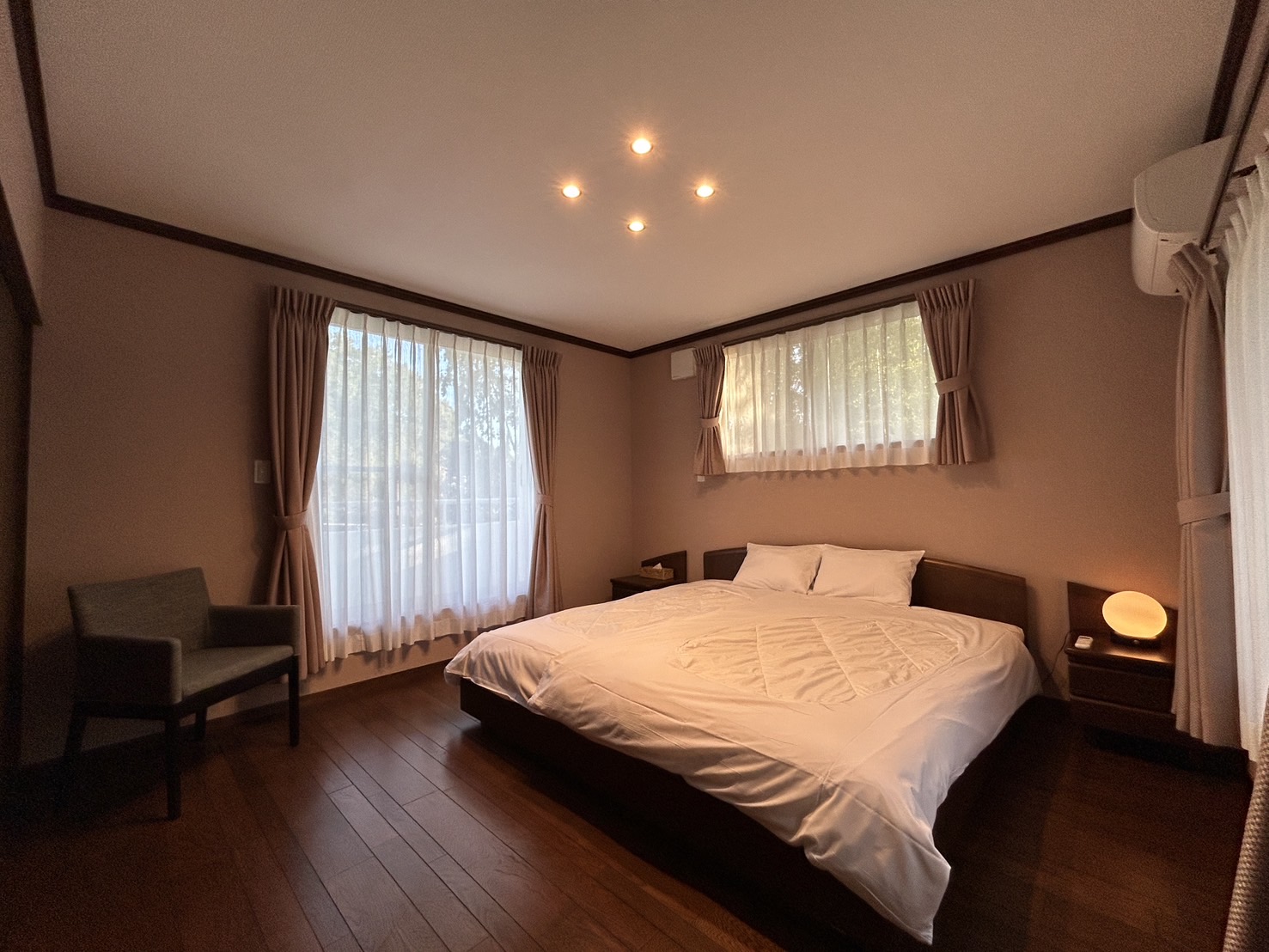 ファミーユ 伊豆の瞳