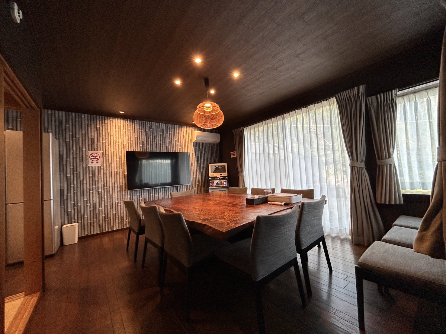 ファミーユ 伊豆の瞳