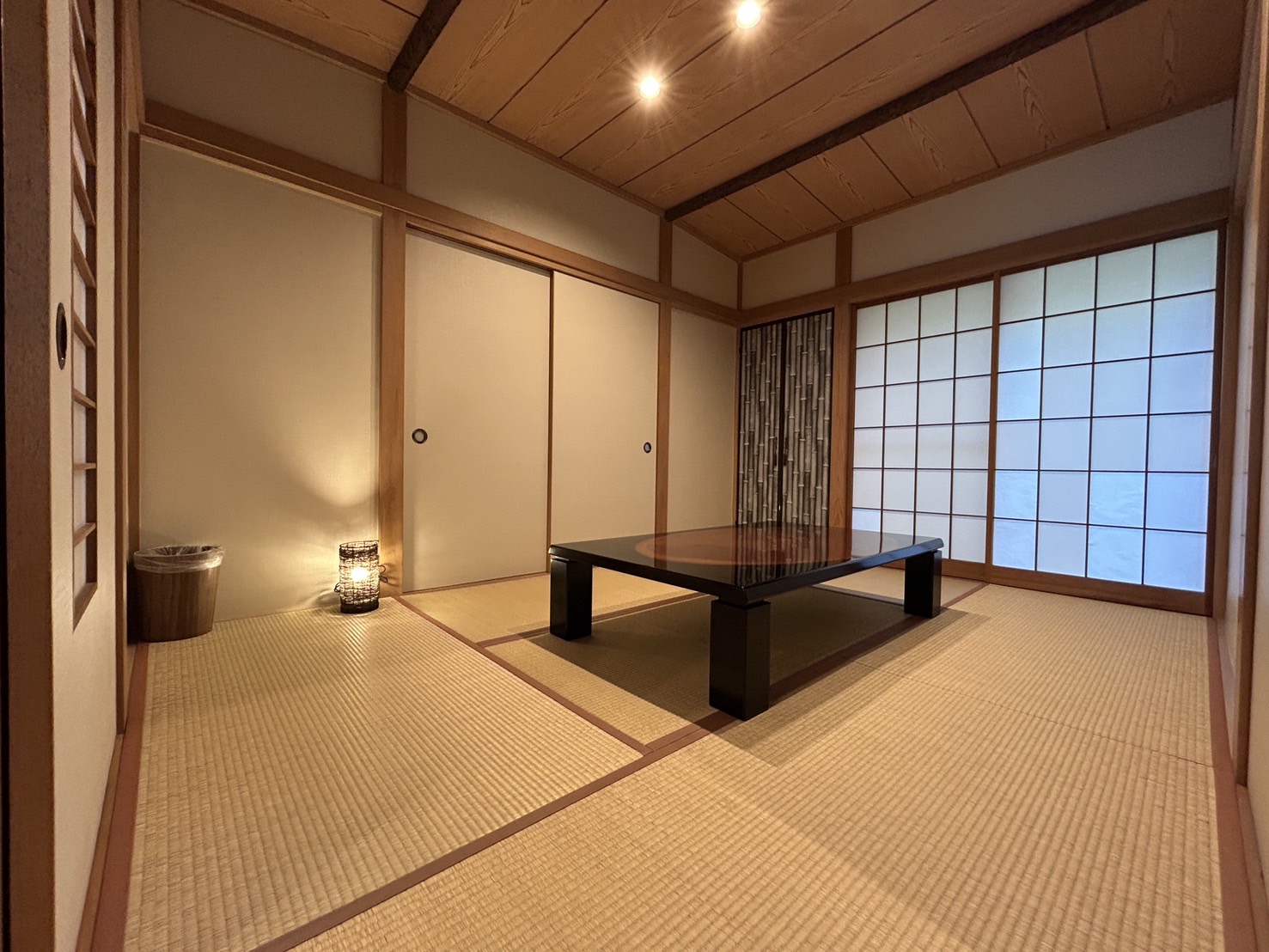 ファミーユ 伊豆の瞳