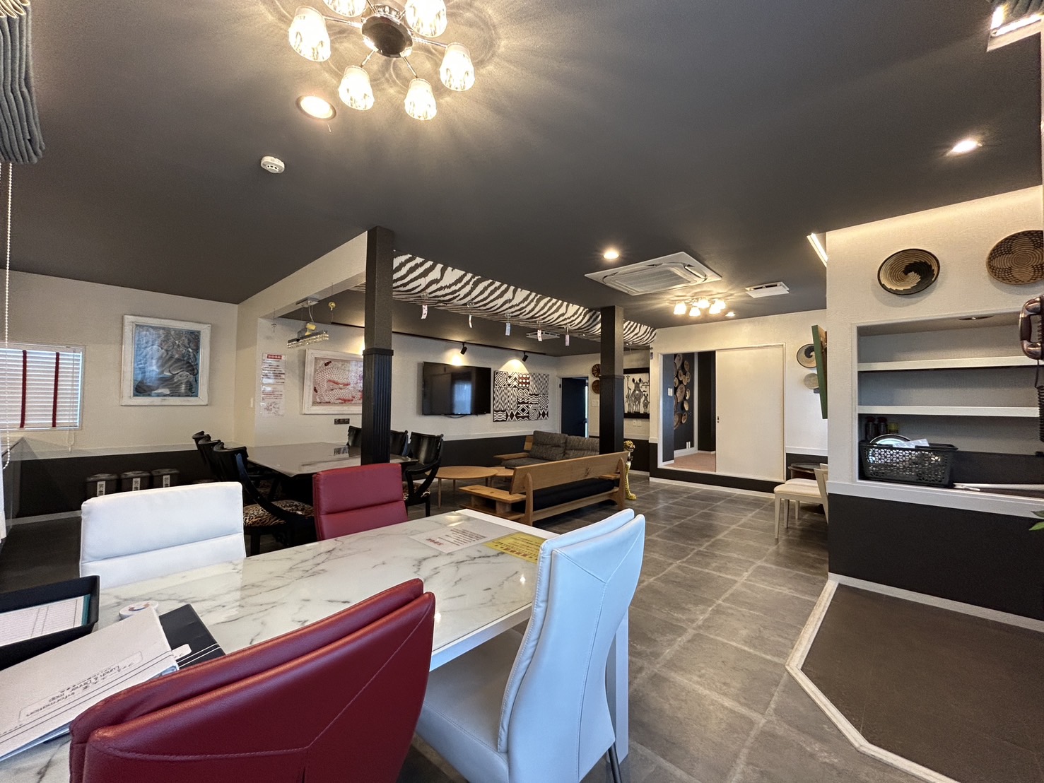 ファミーユ 大室