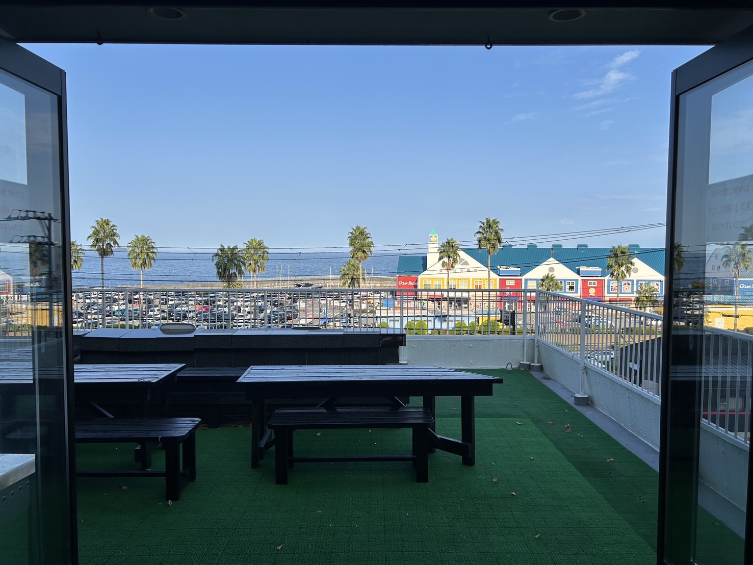 ファミーユ 湯川