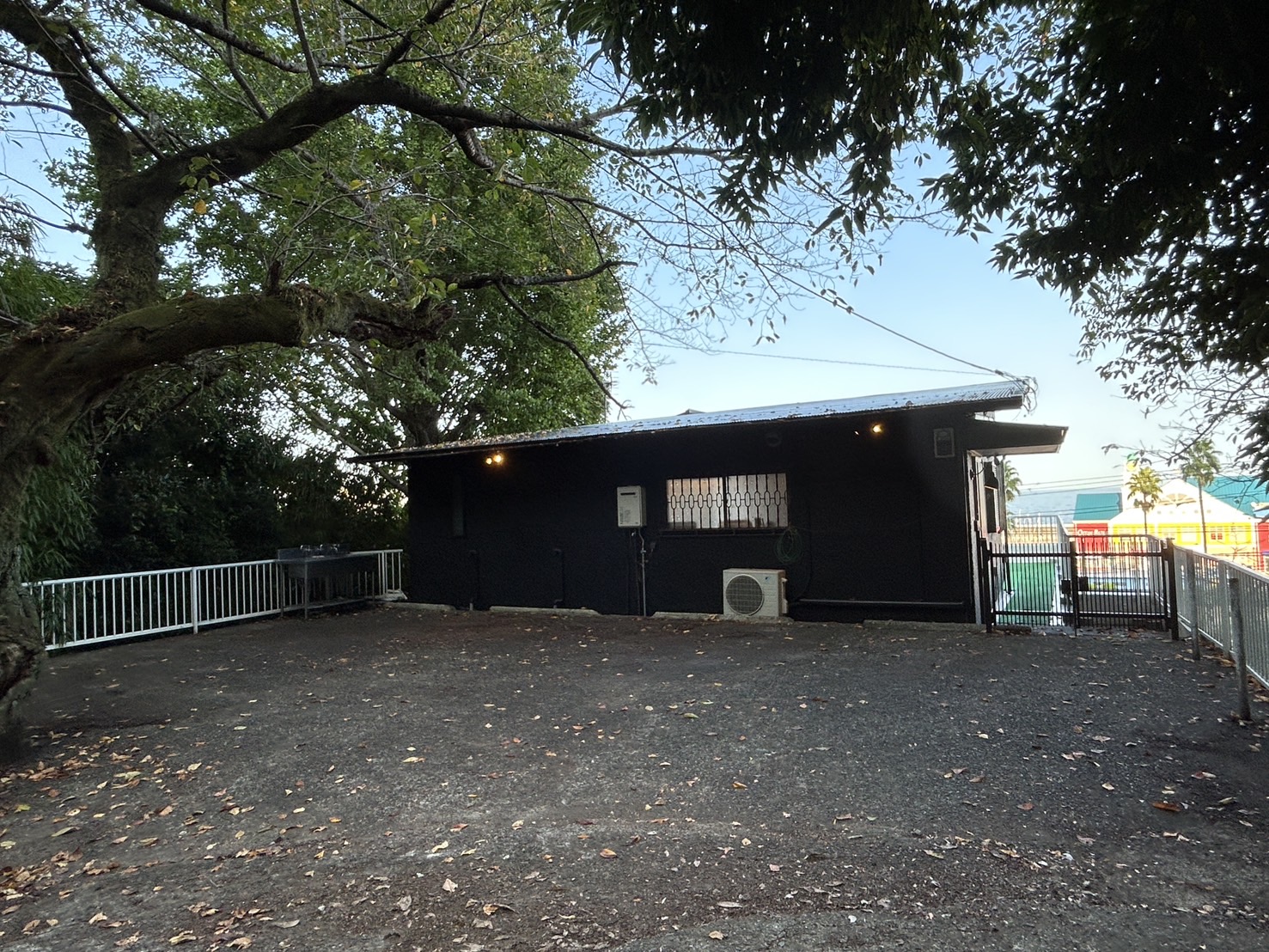 ファミーユ 湯川