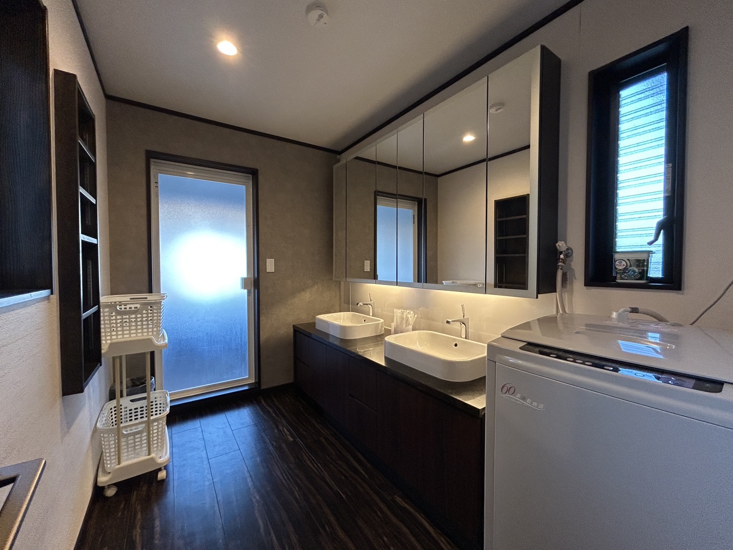 ファミーユ 湯川