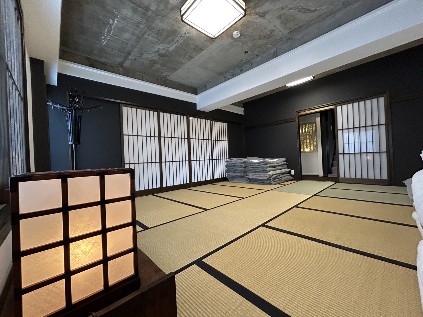 ファミーユ 湯川