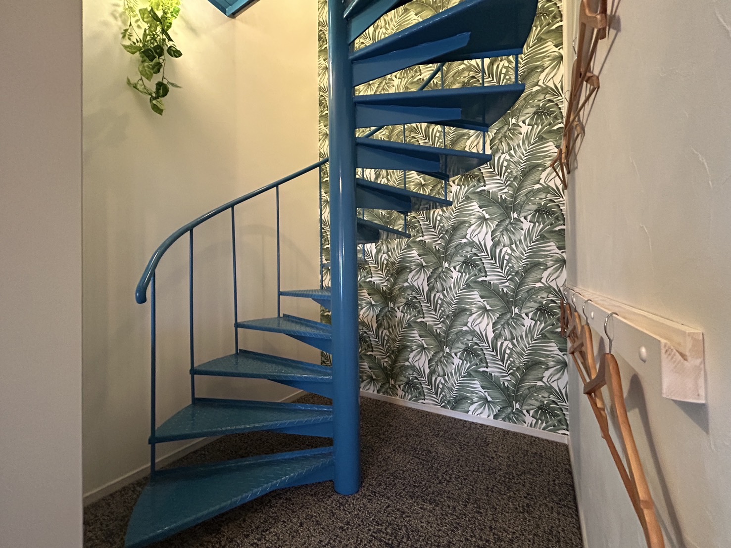 ファミーユ 湯川