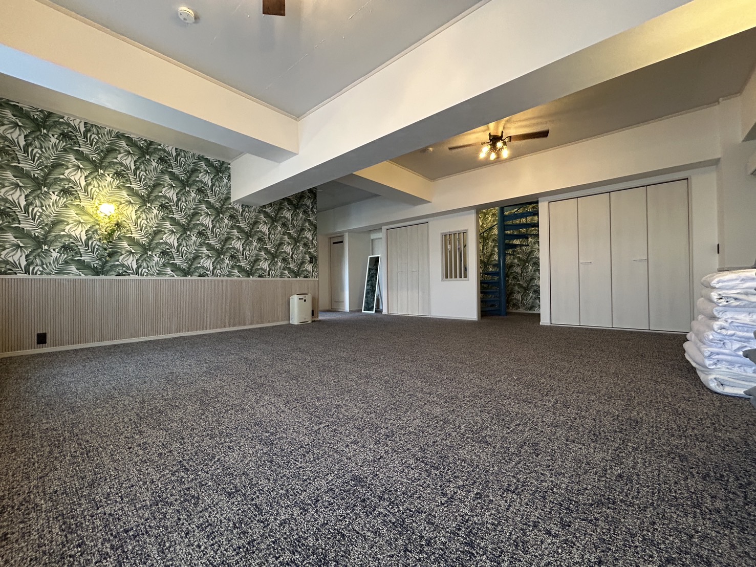 ファミーユ 湯川