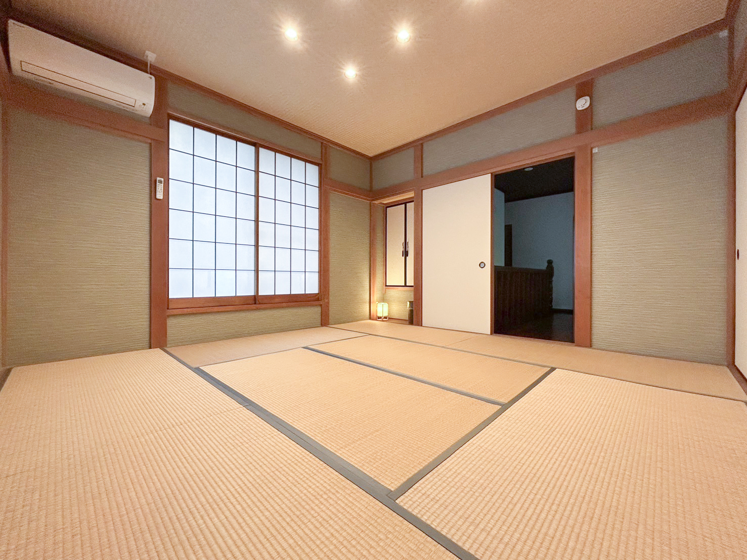 ファミーユ 伊豆の瞳