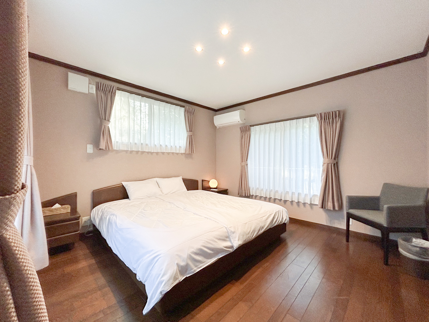 ファミーユ 伊豆の瞳