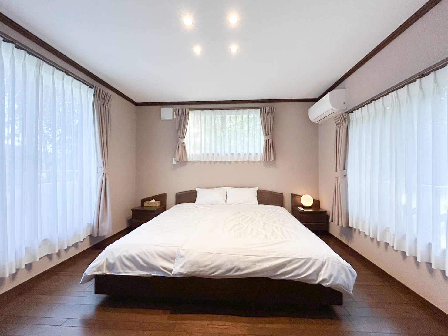 ファミーユ 伊豆の瞳