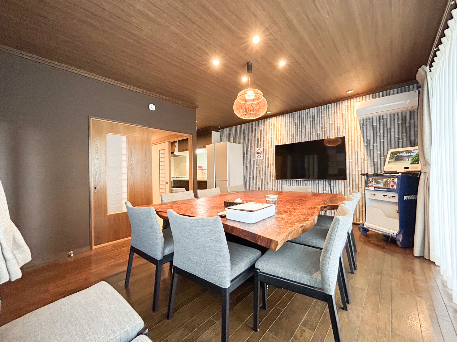 ファミーユ 伊豆の瞳