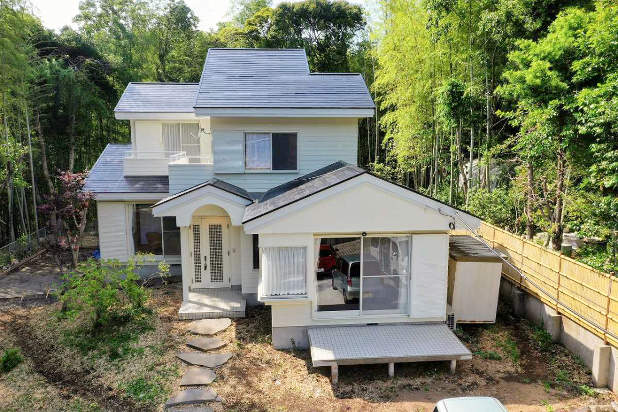 ファミーユ 伊豆の瞳