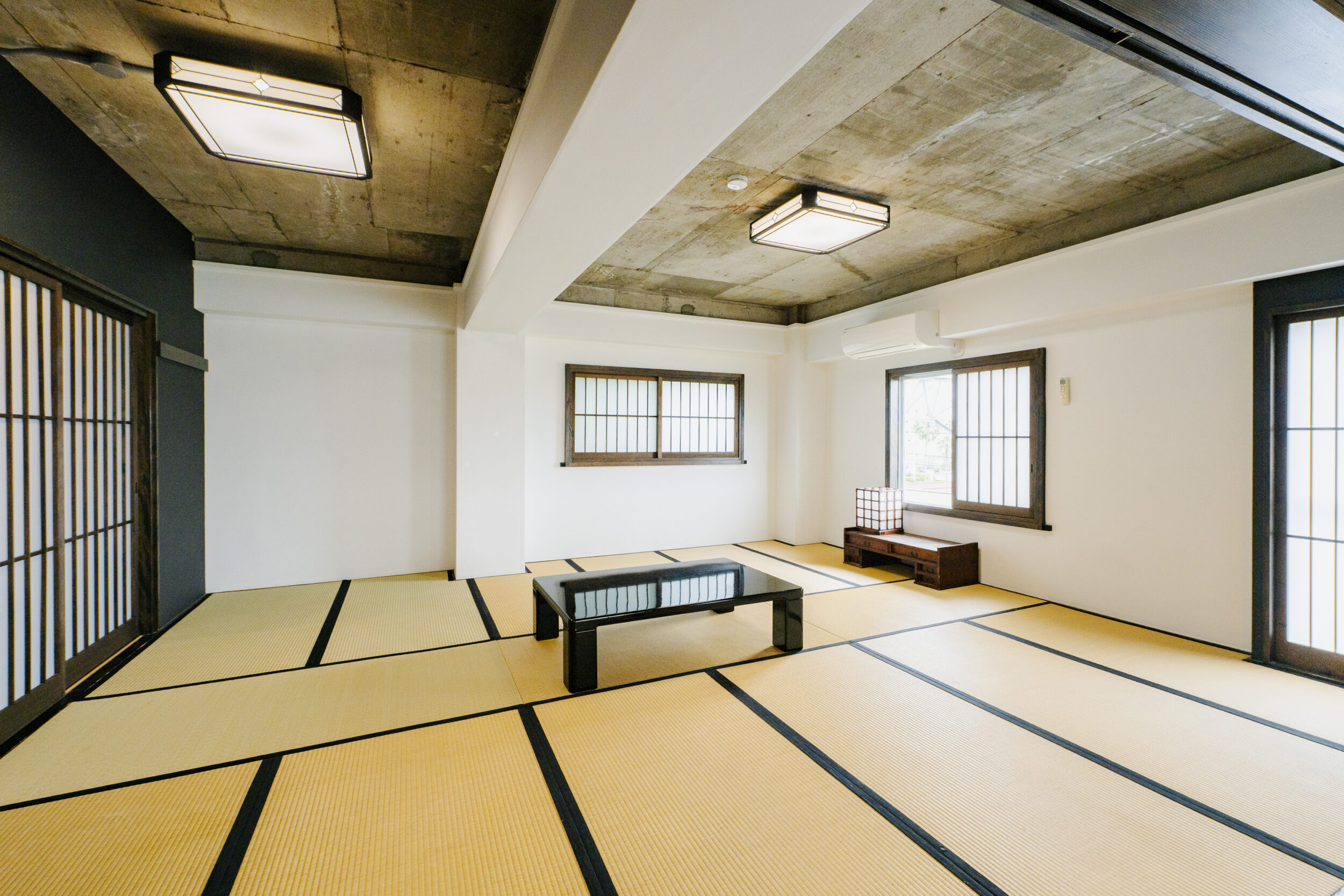 ファミーユ 湯川